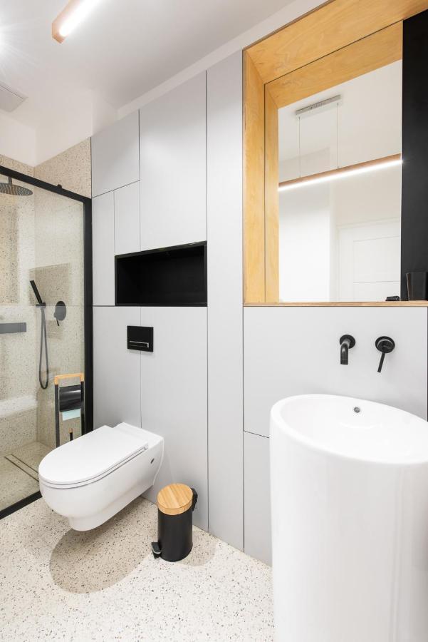 Park Lane Apartment Lea Krakau Buitenkant foto